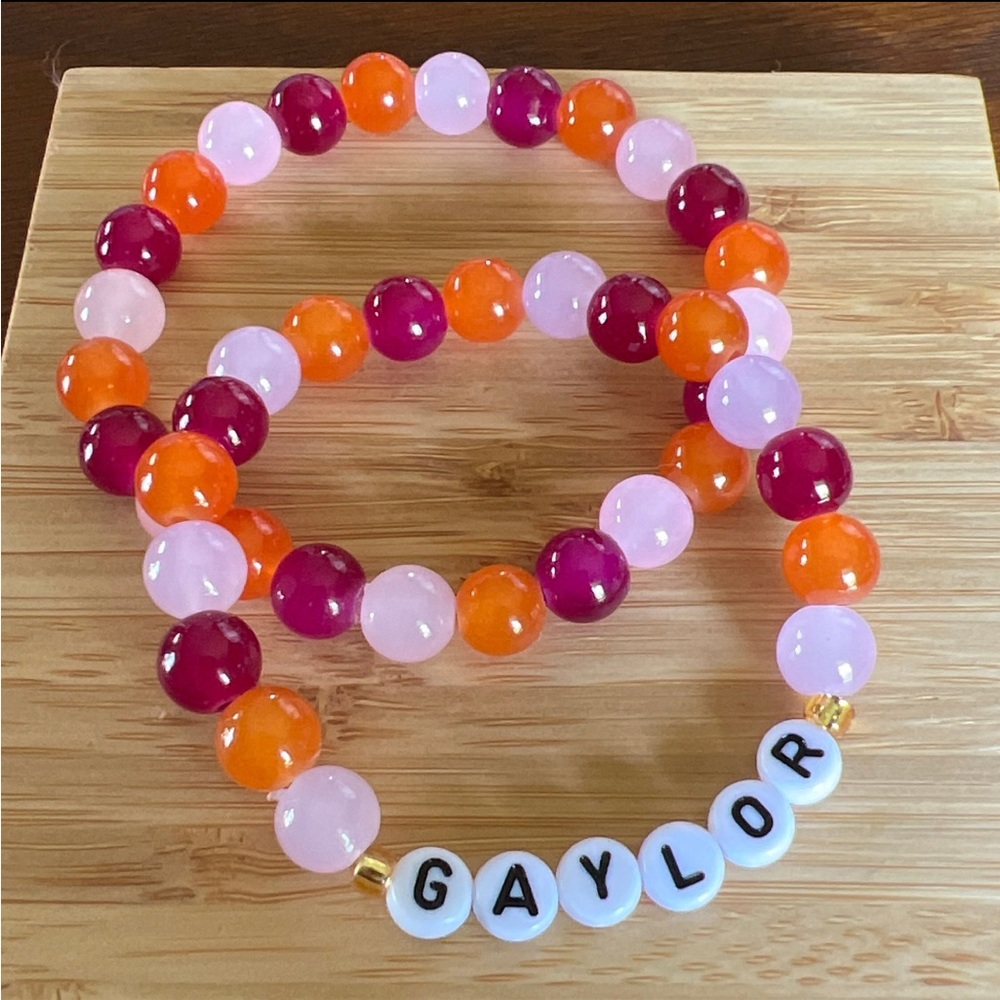 Set of 2 friendship bracelets Taylor Swift gaylor lesbian pride